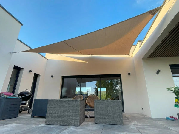 Voile d'ombrage rectangulaire avec kit fixation complet